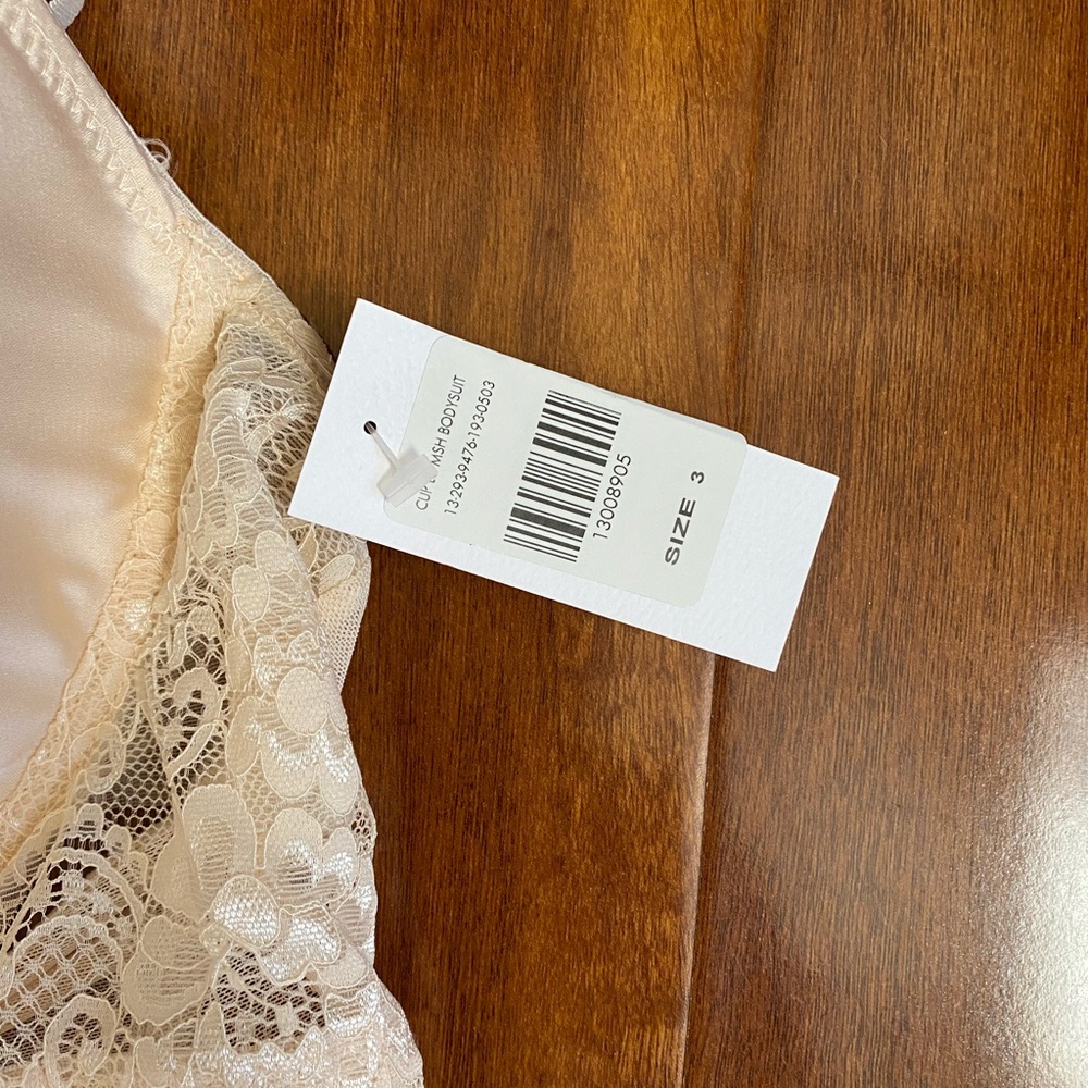 NWT plus size lingerie - Picture 5 of 7